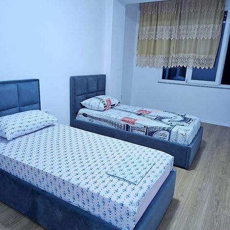 Geljus Apartment 2 Τίρανα Εξωτερικό φωτογραφία
